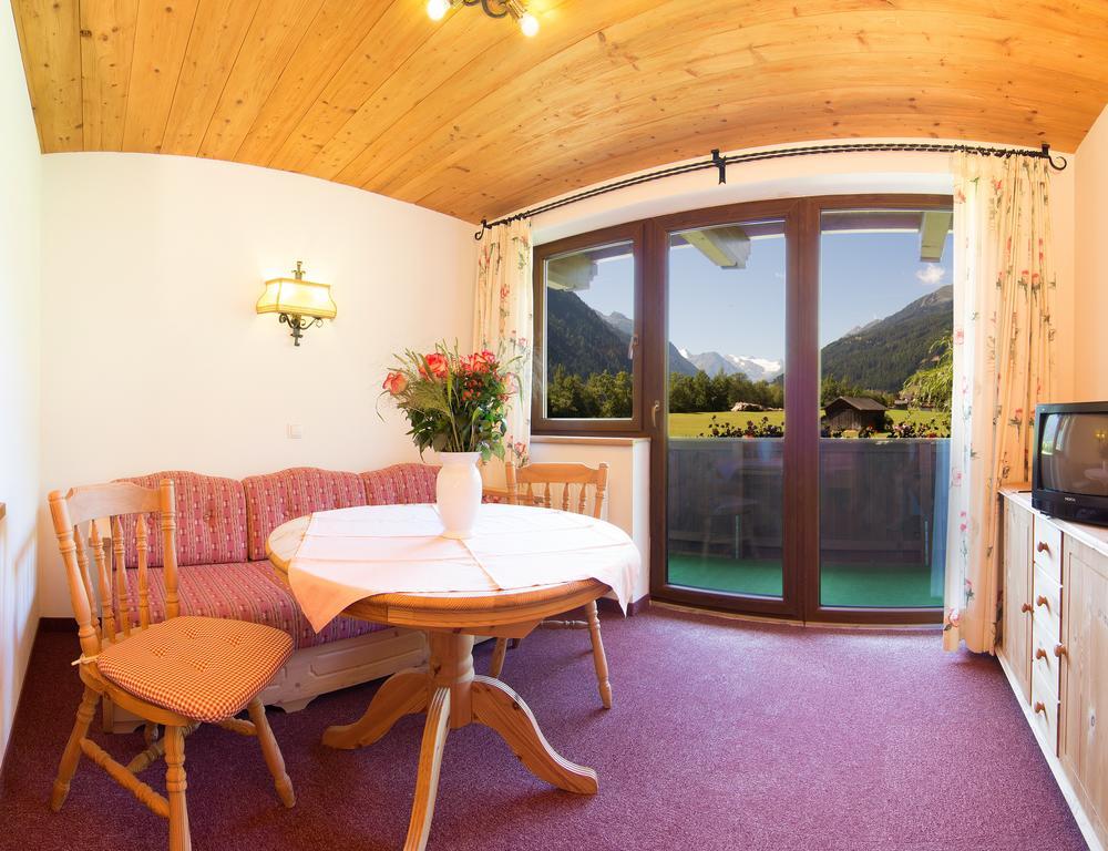 Hotel Rosengarten Neustift im Stubaital Quarto foto